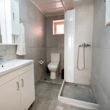 Spianada Collection Of & By Konnect